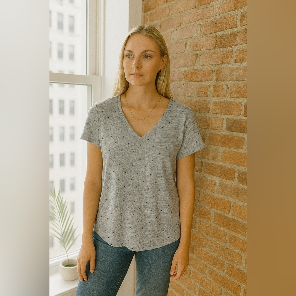 Rails Cara Star Print Short Sleeve V-neck Tee Shirt Grey Black Linen Blend Small